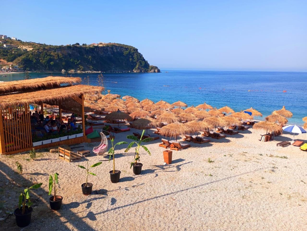 Natural Hostel Himarë Dış mekan fotoğraf