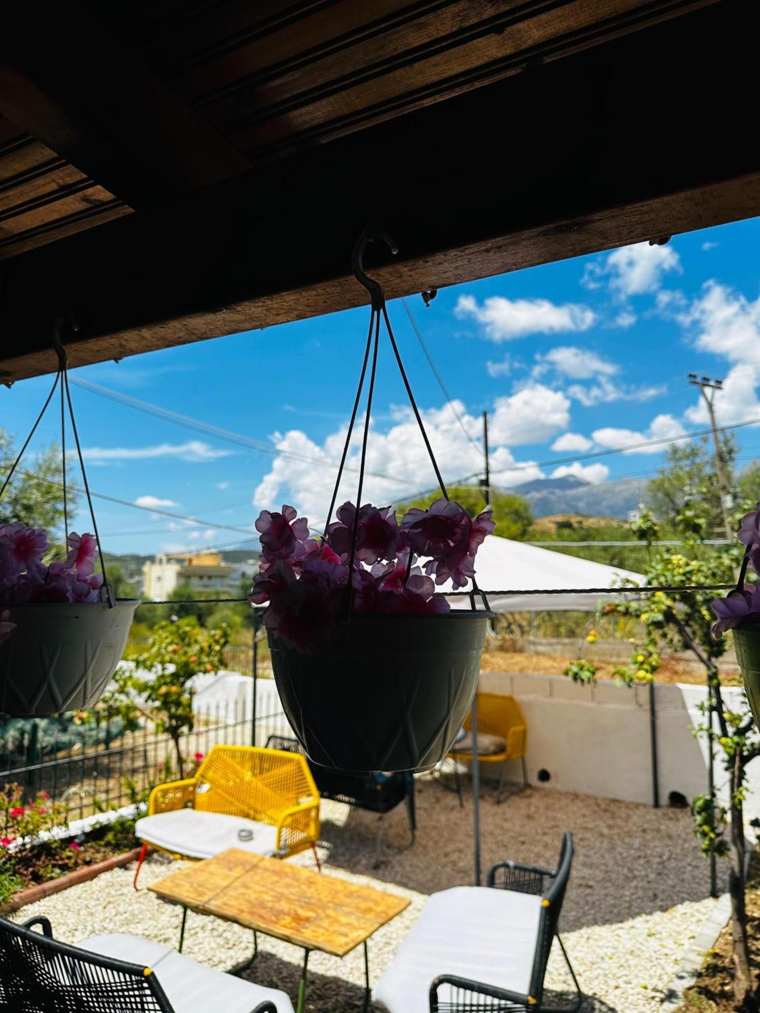 Natural Hostel Himarë Dış mekan fotoğraf