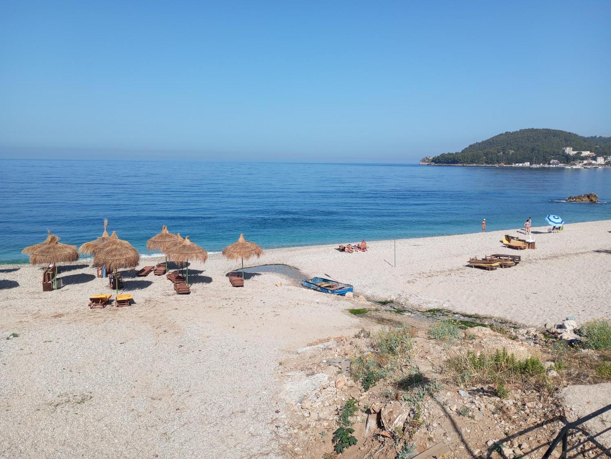 Natural Hostel Himarë Dış mekan fotoğraf
