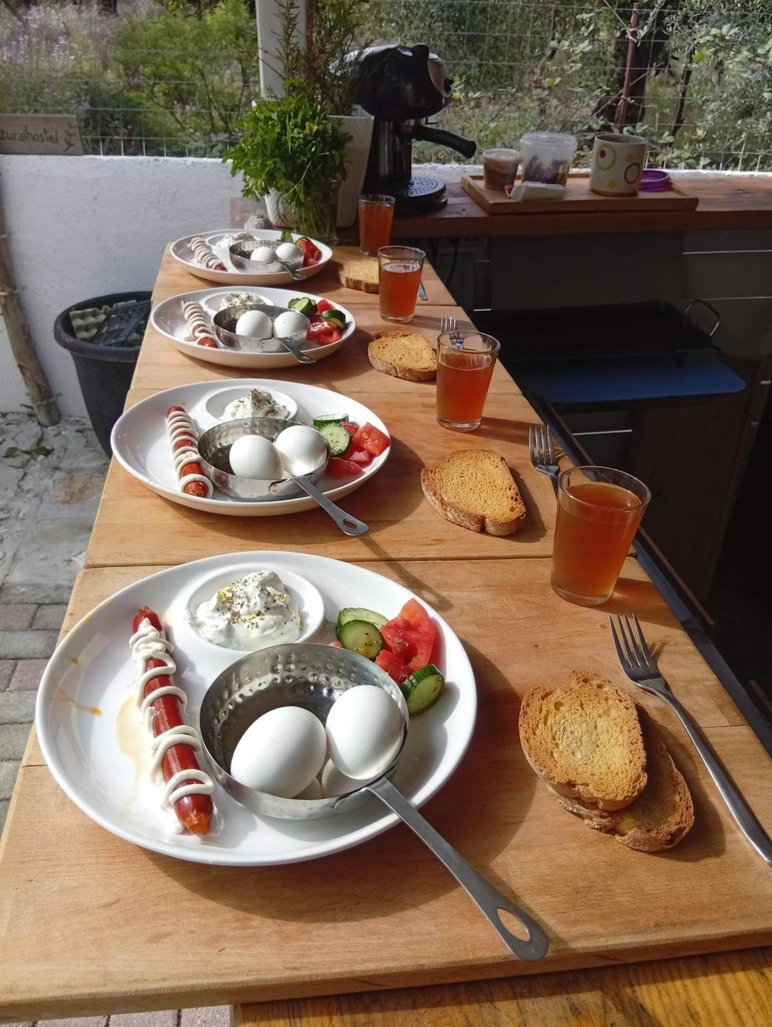 Natural Hostel Himarë Dış mekan fotoğraf